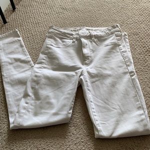 Women’s white skinny Jeans